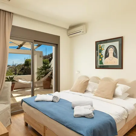 Minimalist Mediterranean Blue Key With Sea View & Infinity Heated Pool * Agia Pelagia (Crete)