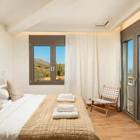 Minimalist Mediterranean Blue Key With Sea View & Infinity Heated Pool *