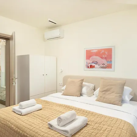 Minimalist Mediterranean Blue Key With Sea View & Infinity Heated Pool Agia Pelagia (Kreta)